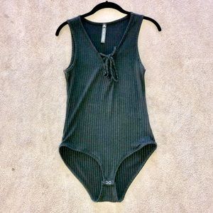 DESIGN LAB Bodysuit
